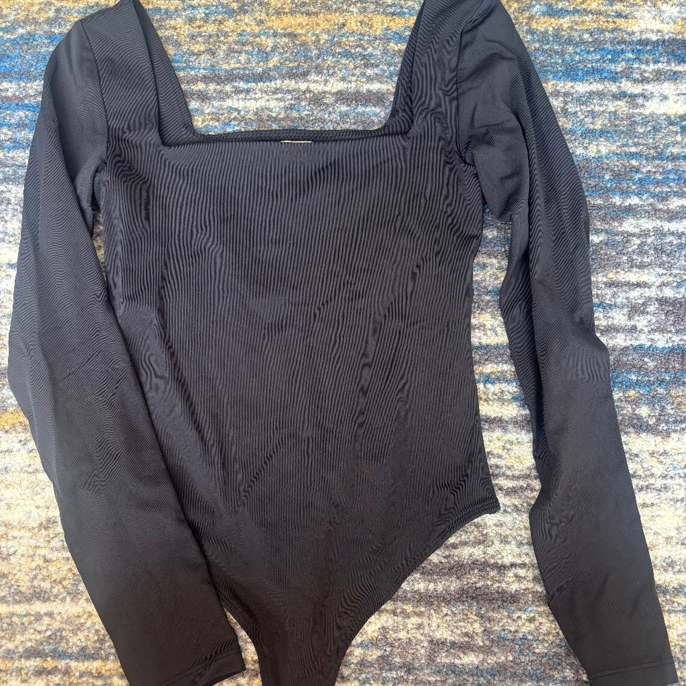Contour long sleeve